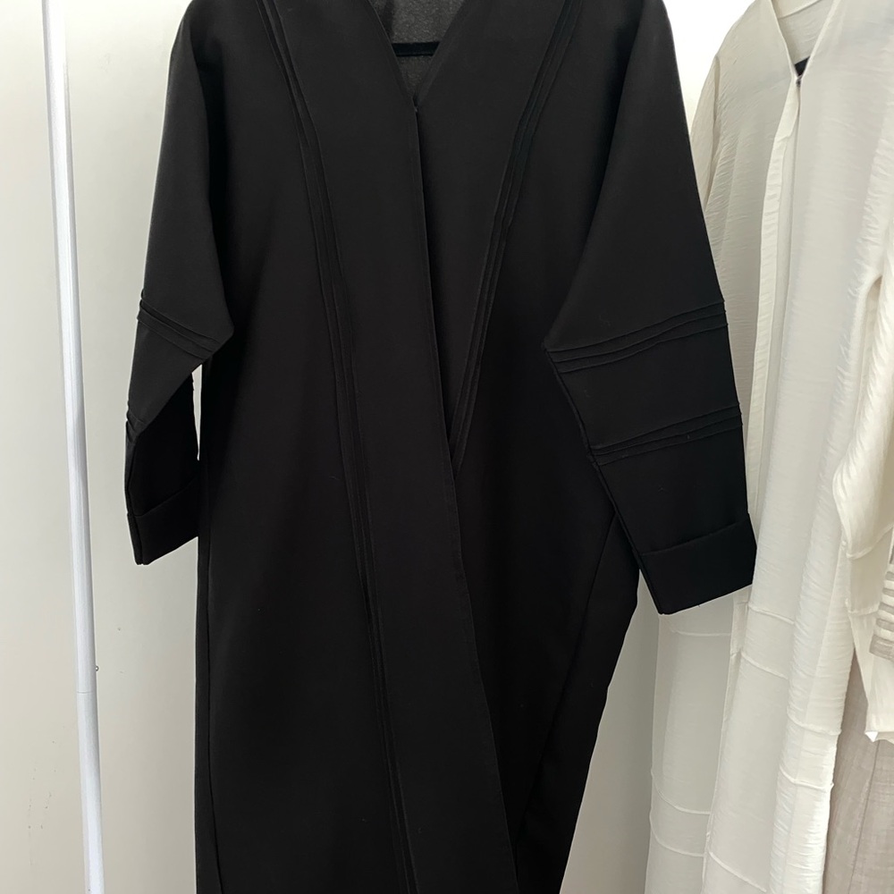 Elegant Black Abaya Coat Style